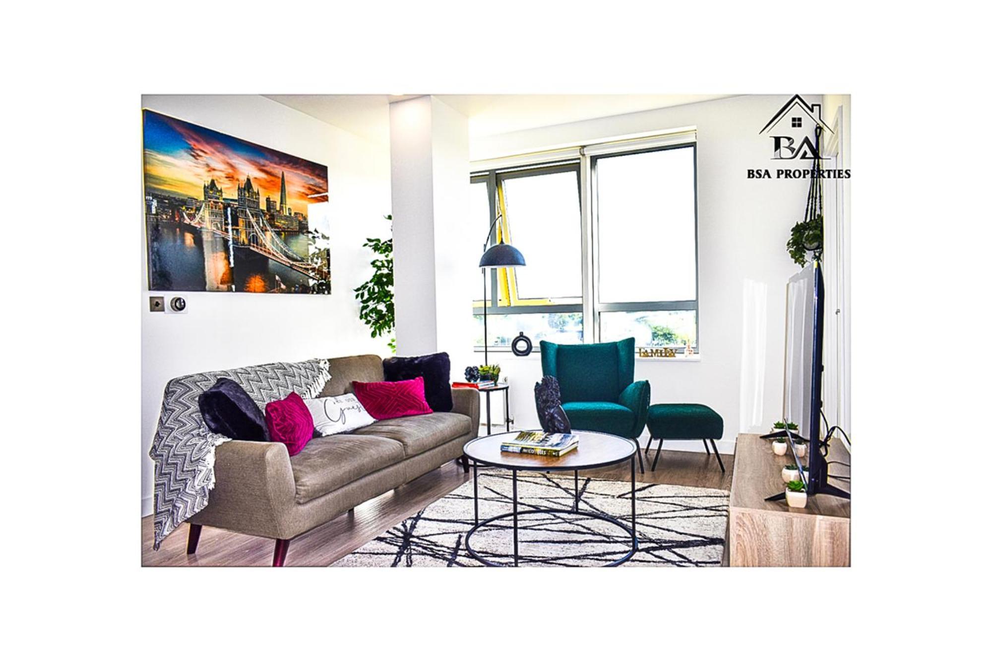 City Centre Apartment Close To Ascot & Legoland Sleep Upto 4 Guests - Parking On Request! Μπράκνελ Εξωτερικό φωτογραφία
