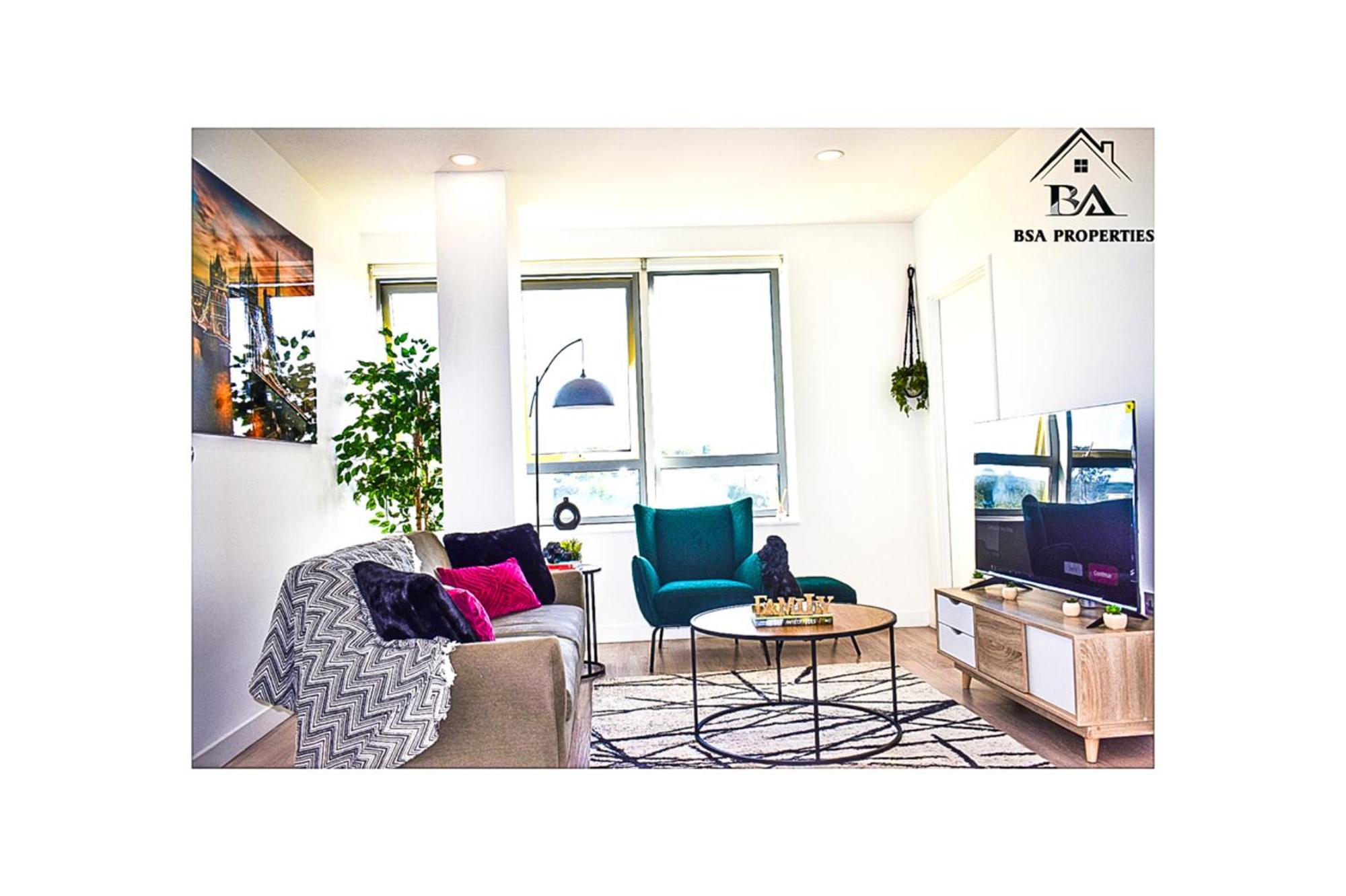 City Centre Apartment Close To Ascot & Legoland Sleep Upto 4 Guests - Parking On Request! Μπράκνελ Εξωτερικό φωτογραφία