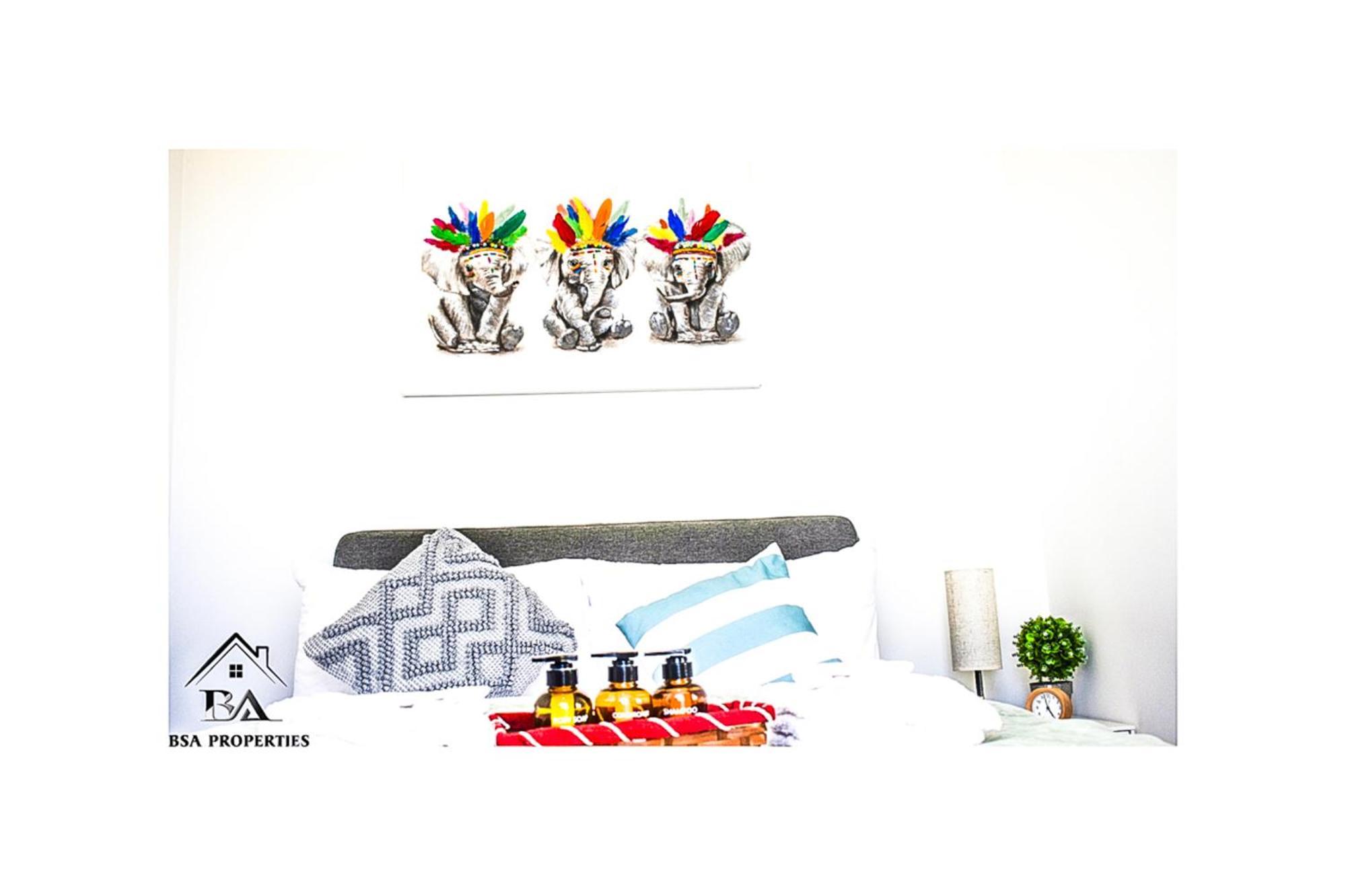 City Centre Apartment Close To Ascot & Legoland Sleep Upto 4 Guests - Parking On Request! Μπράκνελ Εξωτερικό φωτογραφία