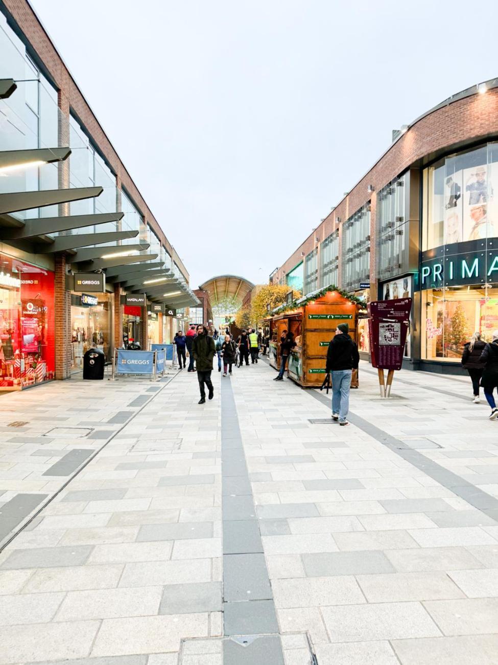 City Centre Apartment Close To Ascot & Legoland Sleep Upto 4 Guests - Parking On Request! Μπράκνελ Εξωτερικό φωτογραφία